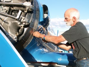 Crew Cheif Gary Unruh